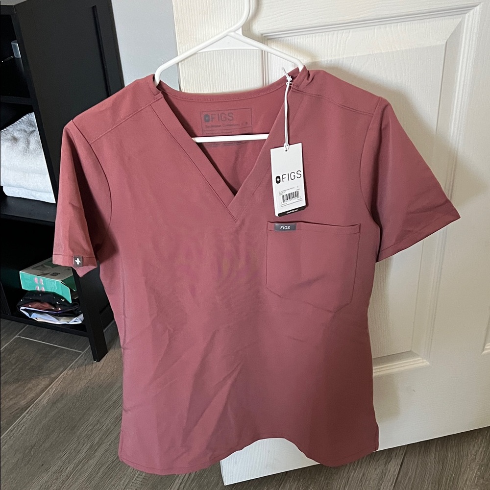 Figs Dusty Rose V-Neck Scrub Top